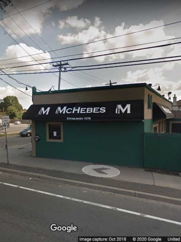 Man Found Dead In Parking Lot Of Long Island Bar