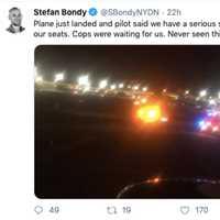 <p>New York Daily News writer Stefan Bondy live-tweeted the incident.</p>