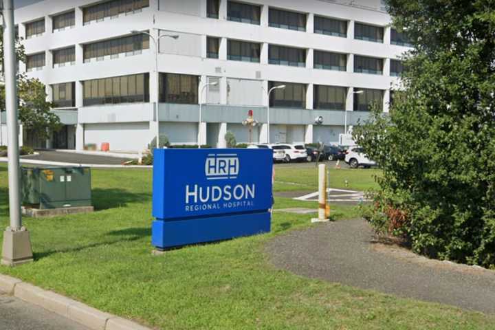 Man Asked To Stop Smoking Threatens To 'Shoot Up' Hudson Regional Hospital: Police
