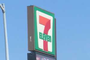 Suffolk County 7-Eleven Owner Admits To Hiring Undocumented Immigrants