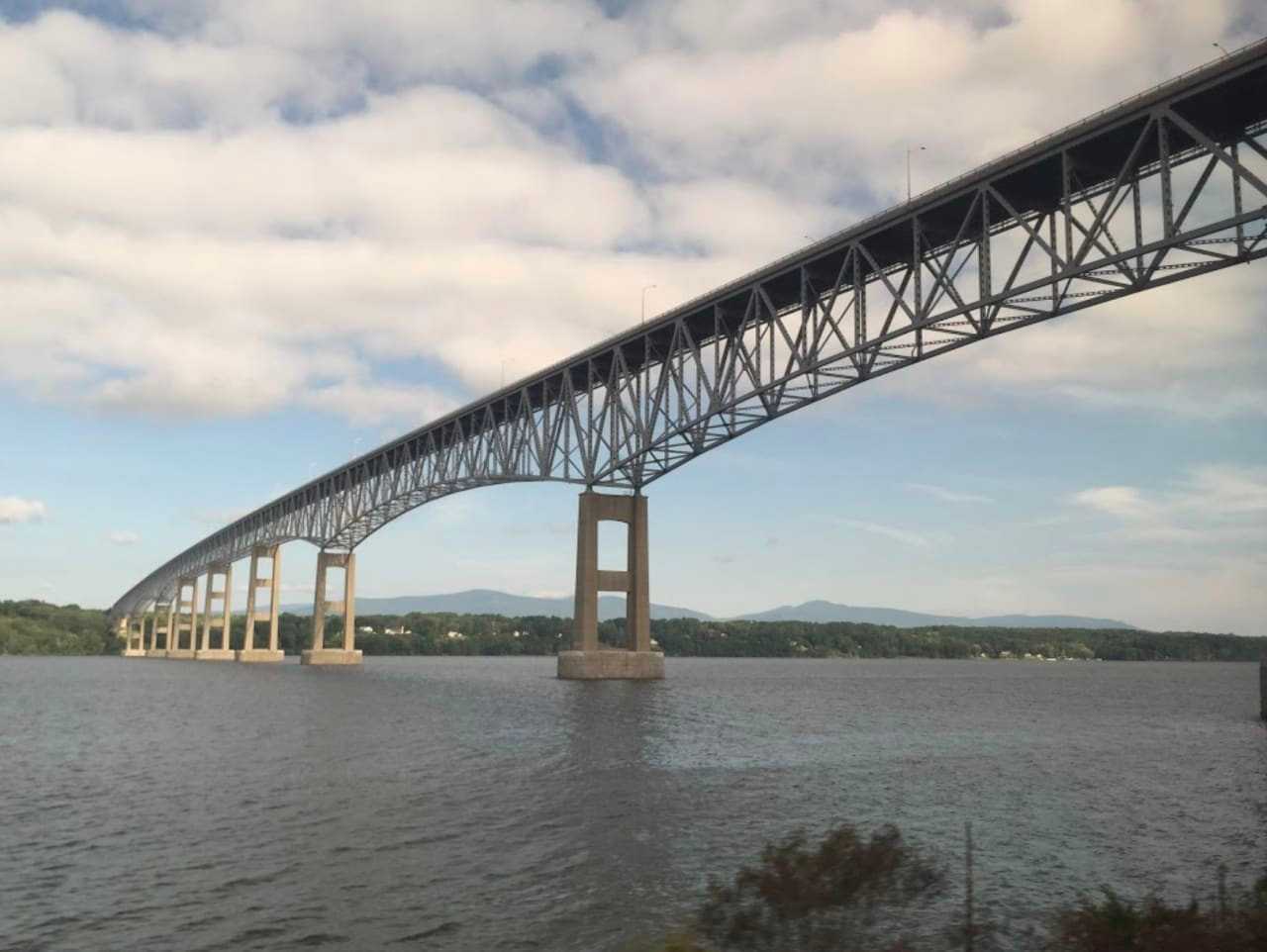 New Update: 25-Year-Old Hudson Valley Man ID'd As Bridge Jumper | Hyde ...