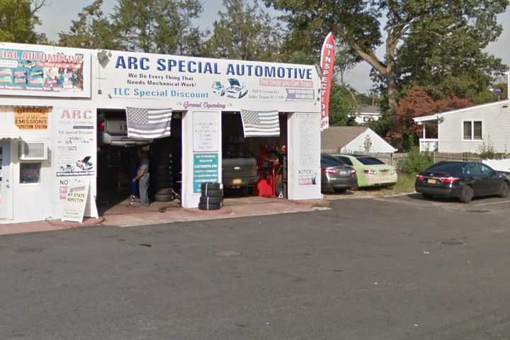 Teen Duo Robs Long Island Auto Body Shop Owner After Argument, Police Say