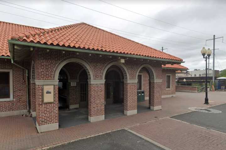 Man Dies After Found Unresponsive At Perth Amboy Train Station Platform