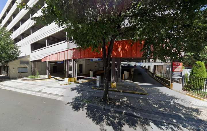 Lafayette Square Parking Garage