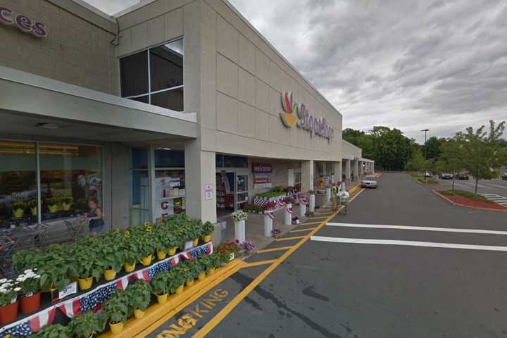 Strong-Arm Robber Stole Woman's Purse At Stop & Shop In Fairfield County, Police Say