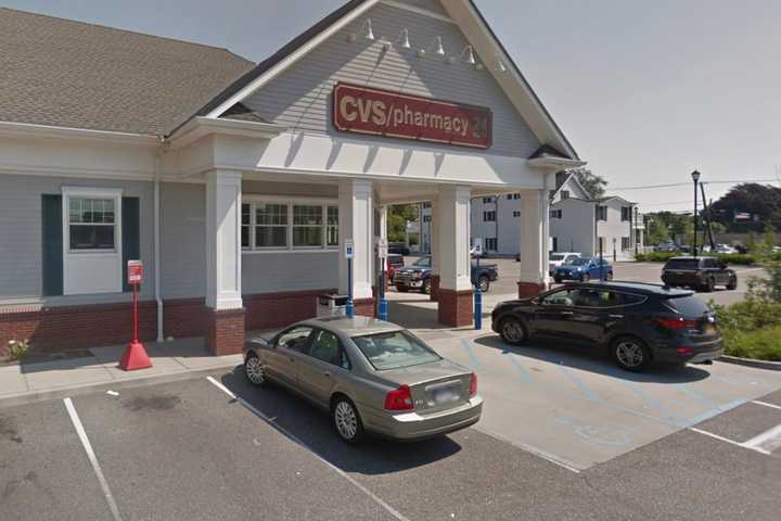 Suspects On Loose After Armed Robbery Of Long Island Pharmacy