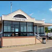 <p>A man was struck by a train in Central Islip.</p>