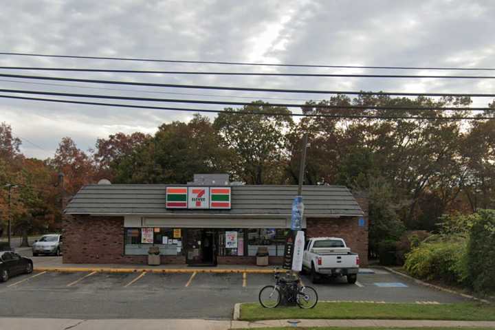 Duo Nabbed On Drugs, Weapons Charges After Disturbance At Long Island 7-Eleven