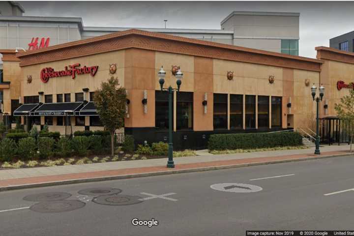 COVID-19: Cheesecake Factory To Close Stamford Location