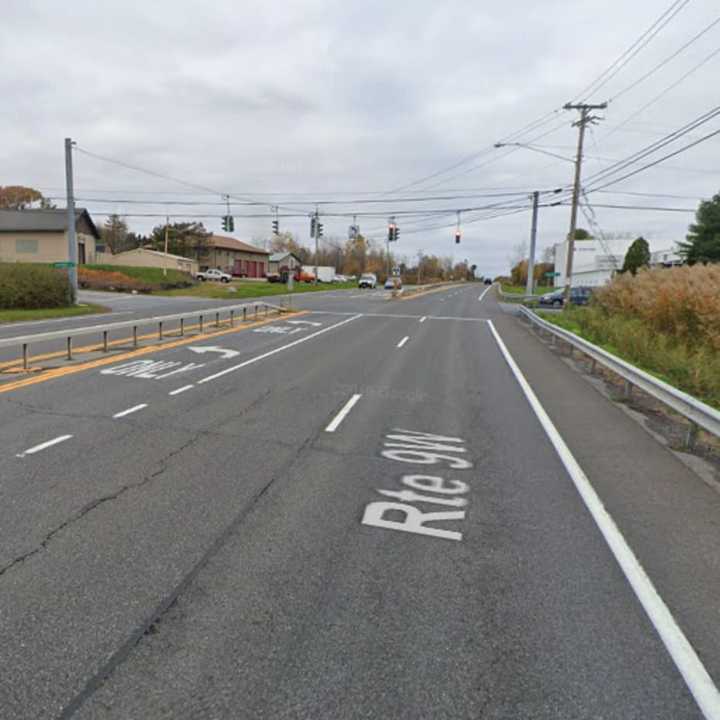 The area of Route 9W and North Riverside Road in the town of Lloyd.