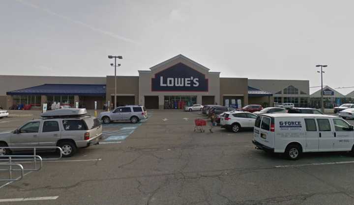 Lowe&#x27;s in Flanders