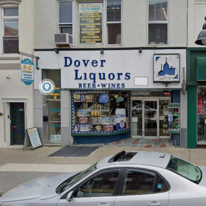 Dover Liquors (10 West Blackwell Street in Dover)