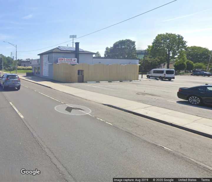 Ben’s Crab Shack on Hempstead Turnpike in Uniondale.