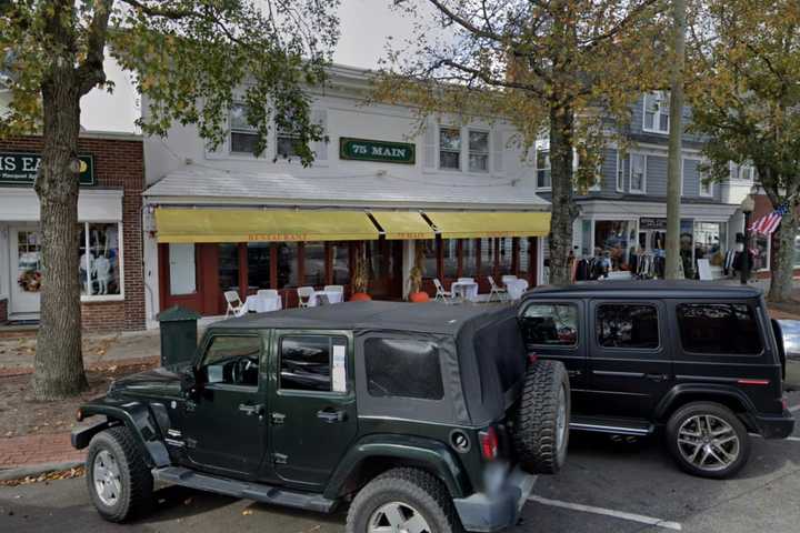 COVID-19: Long Island Restaurant's Liquor License Suspended After Rules Violations