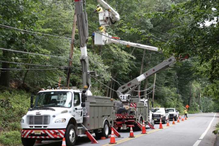 More Than 1,000 Without Power After Transformer Blows In Mercer County