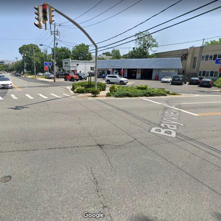 Bayview Avenue at the intersection of Cuttermill Road in Great Neck.