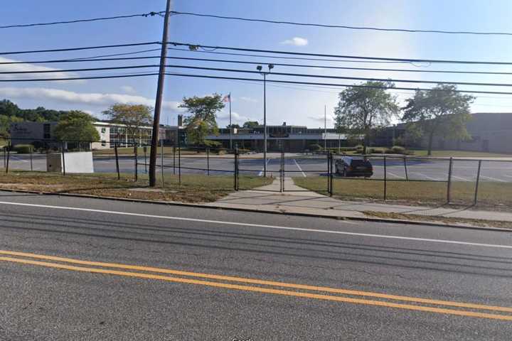 Fight Breaks Out Between Student, Teacher At Long Island High School