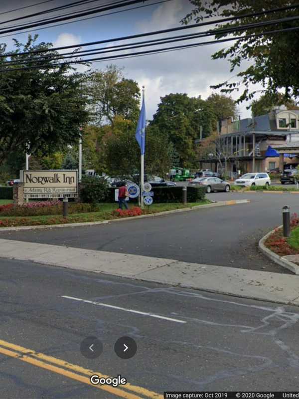 Bloody Footprints At Hotel In Norwalk Prompt Police Investigation