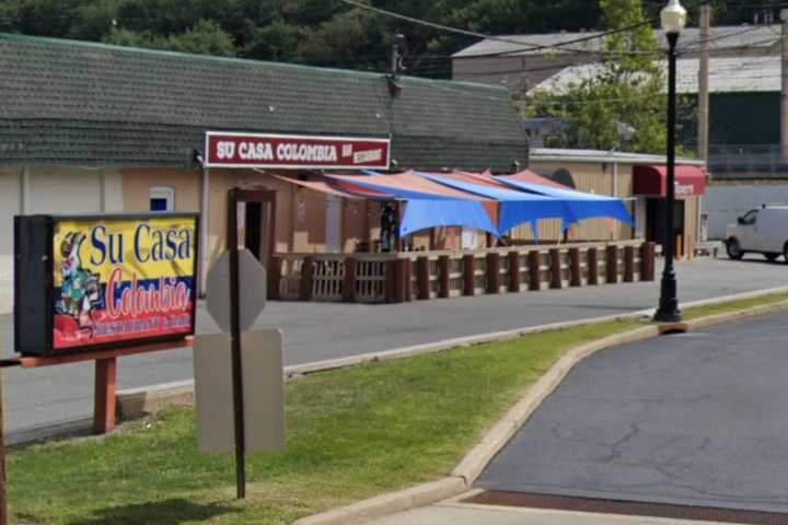 1 Hospitalized, 1 Arrested In Morris County Restaurant Stabbing