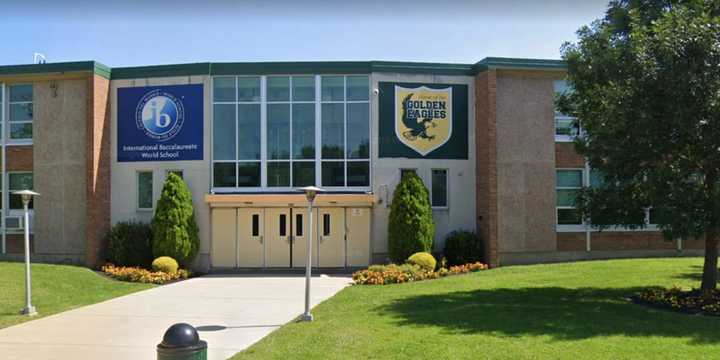 Morris Knolls High School