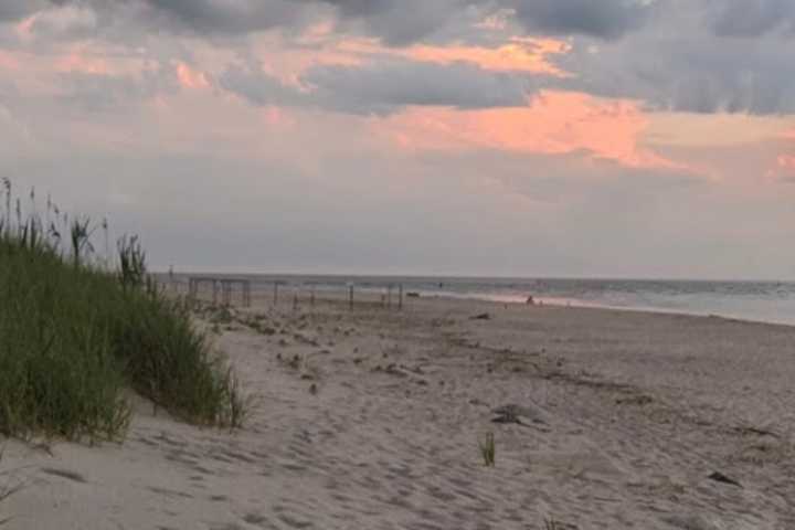 Man Found Dead Along Shoreline On Long Island Beach