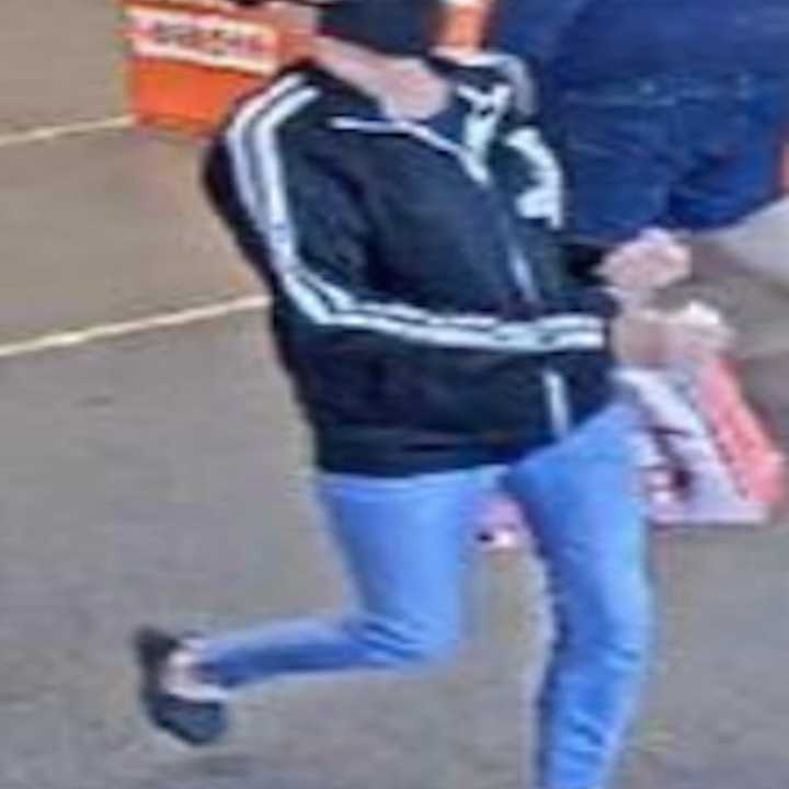 A surveillance image of the wanted woman.