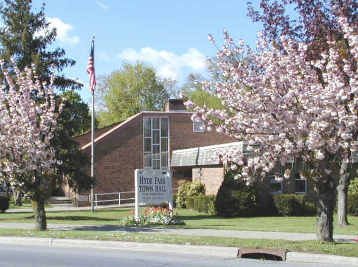 The driver ultimately crashed into Hyde Park Town Hall, police said.