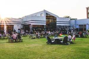 COVID-19: Goose Island Brewhouse Closes In Philadelphia