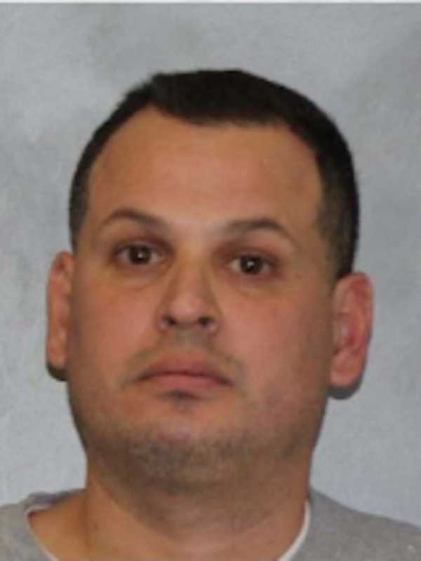 State Police On Long Island Issue Alert For Wanted Man