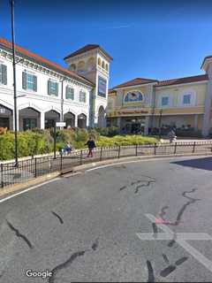 Suspect Nabbed After Victim Robbed, Slashed Outside Long Island Outlet Mall