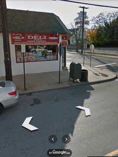 Police Searching For Three Suspects In Long Island Deli Burglary