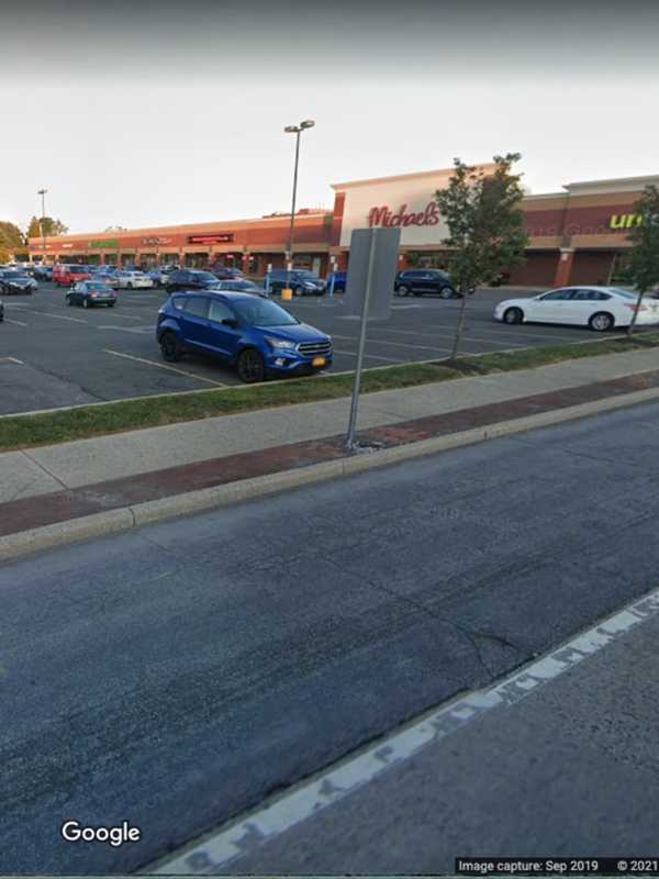 Man Arrested For Burglarizing LI Smoke Shop, Police Say