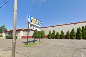 Popular Warren County Bowling Alley Slated To Reopen Under New Ownership Seeks Employees