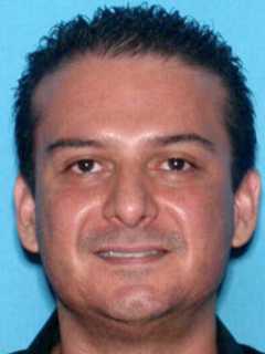 SEEN HIM? Florida Fugitive Scammed Elderly Jersey Shore 'Uncle'