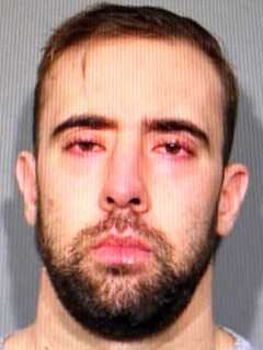 Man Nabbed For DUI After Sitting At Red Light Without Moving In Fairfield County, Police Say