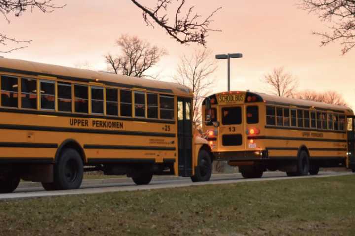 PA District Cancels Classes After 40 Teachers Report Bad Reaction To COVID Vaccine