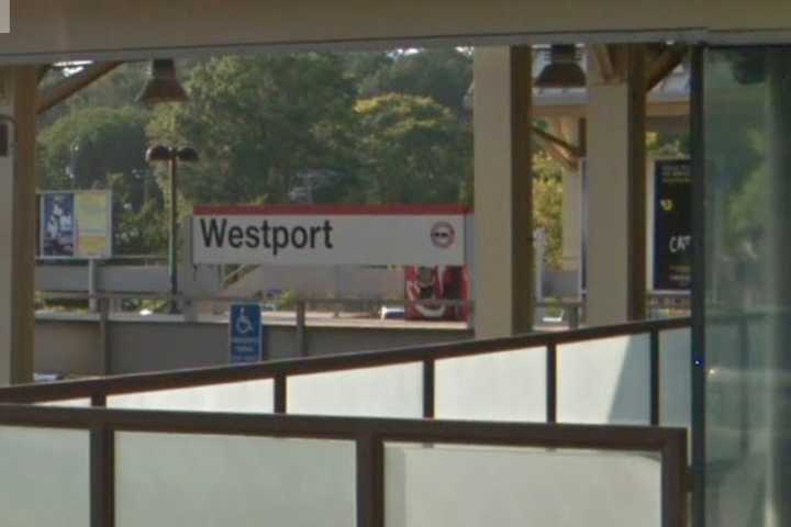 45-Year-Old Dead After Jumping From Metro-North Train Near Westport