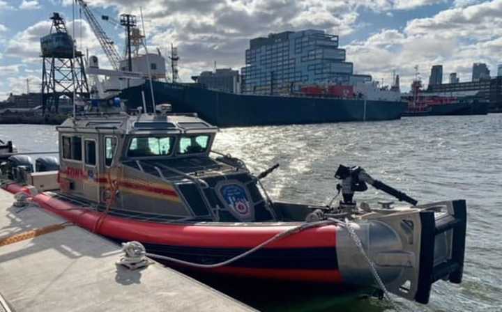 New York City Fire Department (FDNY) Marine Unit