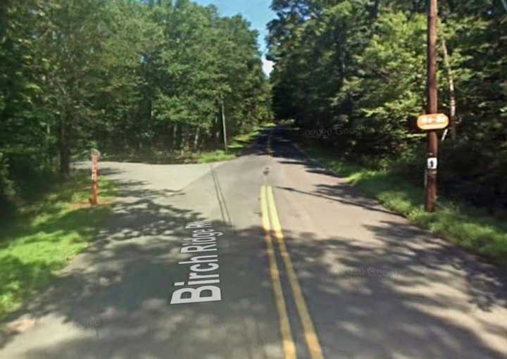 Birch Ridge Road near Shannon Road in Hardwick Township