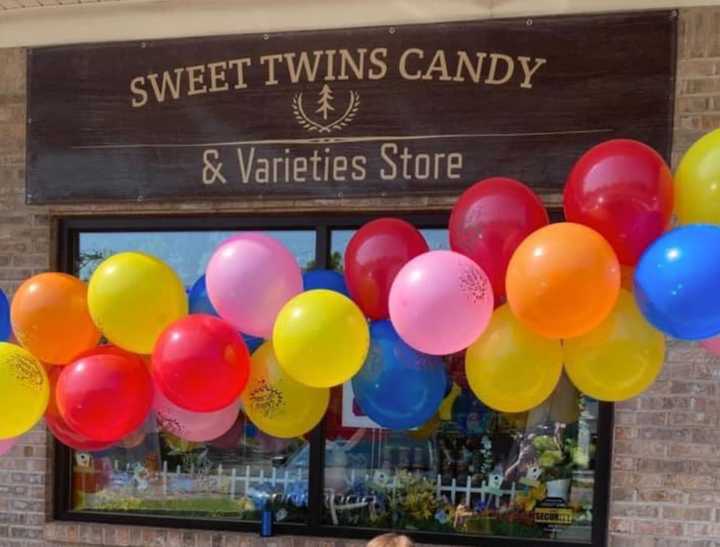 Sweet Twins Candy &amp; Varieties, 188 Breakneck Rd., Store 2, Highland Lakes, NJ