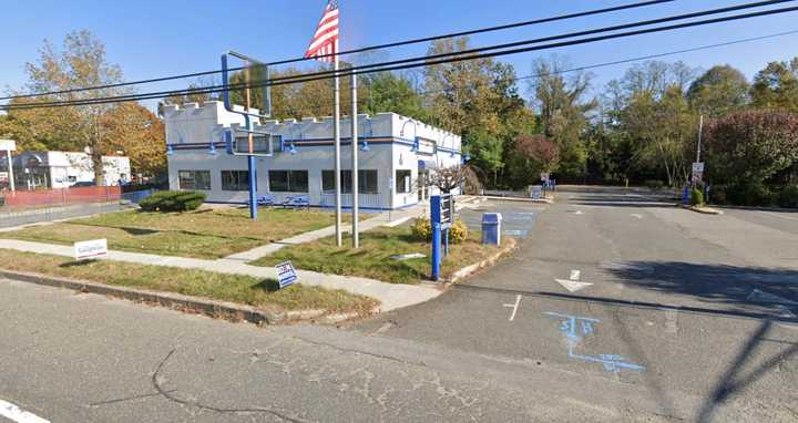 The White Castle on Route 110 in Melville is set to be turned into a Taco Bell.