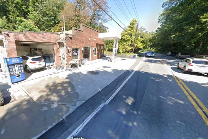 Police Searching For Home Burglary Suspect Aboard Red Van In Northern Westchester