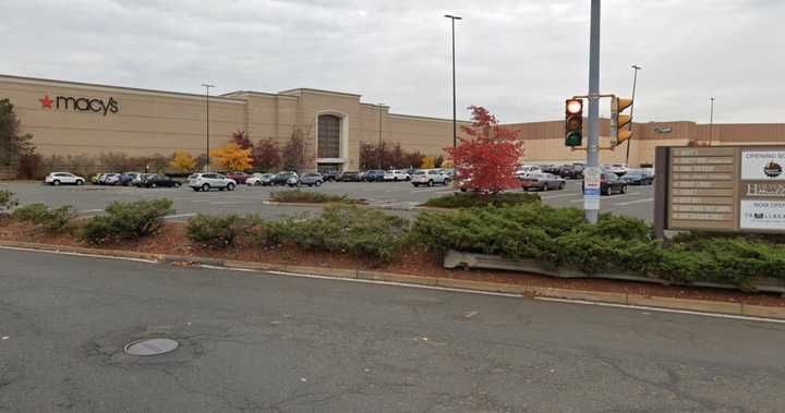 Holyoke Mall.