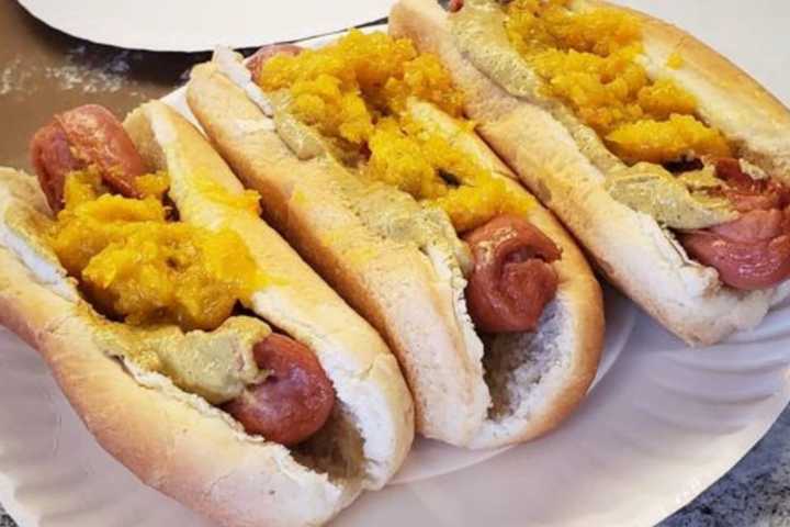 2 NJ Hot Dog Spots Named Among 'Best Around NYC'