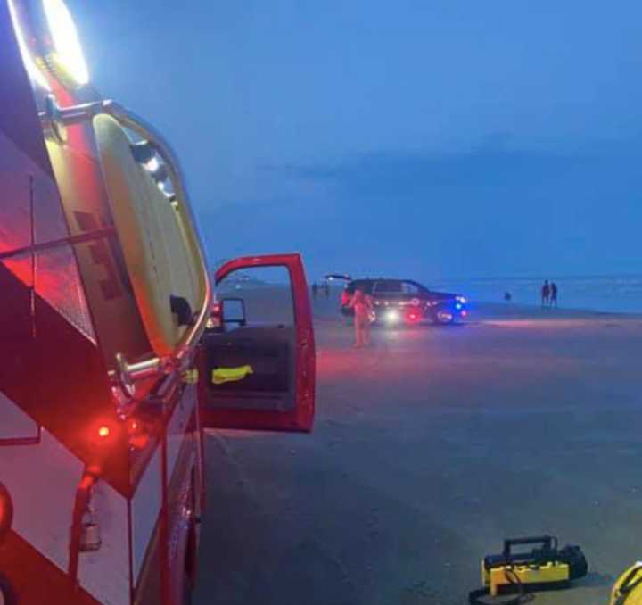 Wildwood Beach Patrol rescuing distressed swimmers