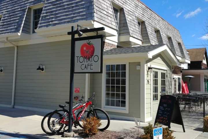 Restaurant To Permanently Close One Of Its Locations In Area