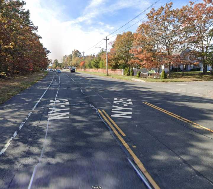 Westbound Middle Country Road, East of Summersweet Drive, Middle Island