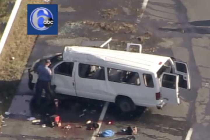 Queens Man Dead, 13 Injured In I-295 Crash