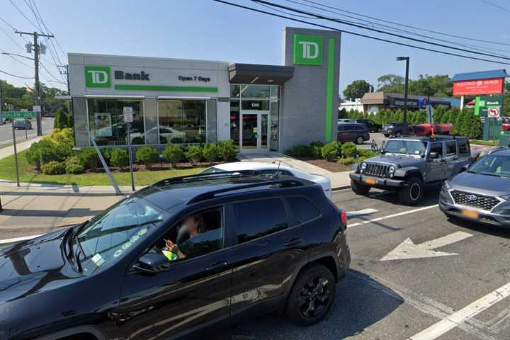 Suspect At Large After Long Island Bank Robbery