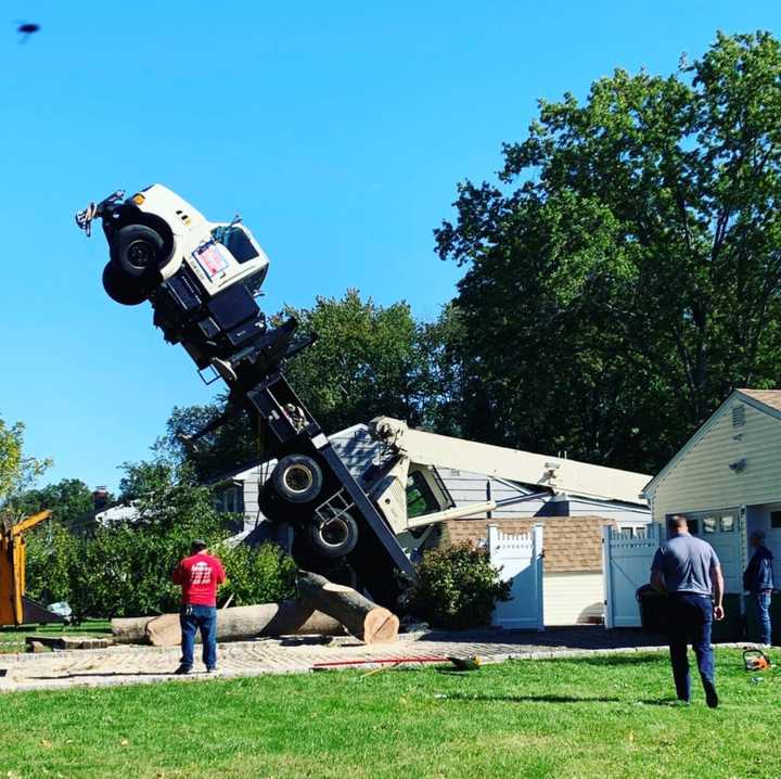 An East Hanover roadway was shut down following a crane accident Wednesday afternoon, police said.